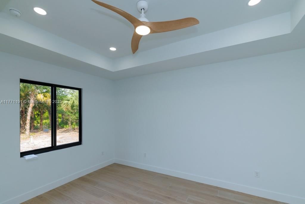 Real estate property located at 417 Cleveland Ave, Lee, Lehigh Acres, Lehigh Acres, FL