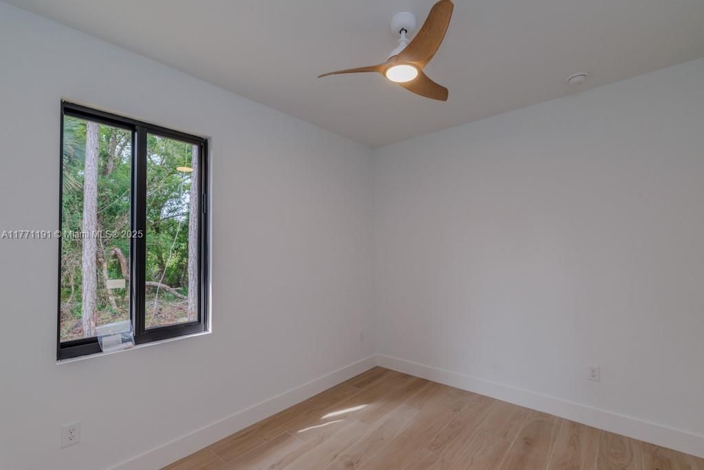 Real estate property located at 417 Cleveland Ave, Lee, Lehigh Acres, Lehigh Acres, FL