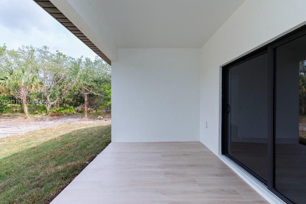 Real estate property located at 417 Cleveland Ave, Lee, Lehigh Acres, Lehigh Acres, FL