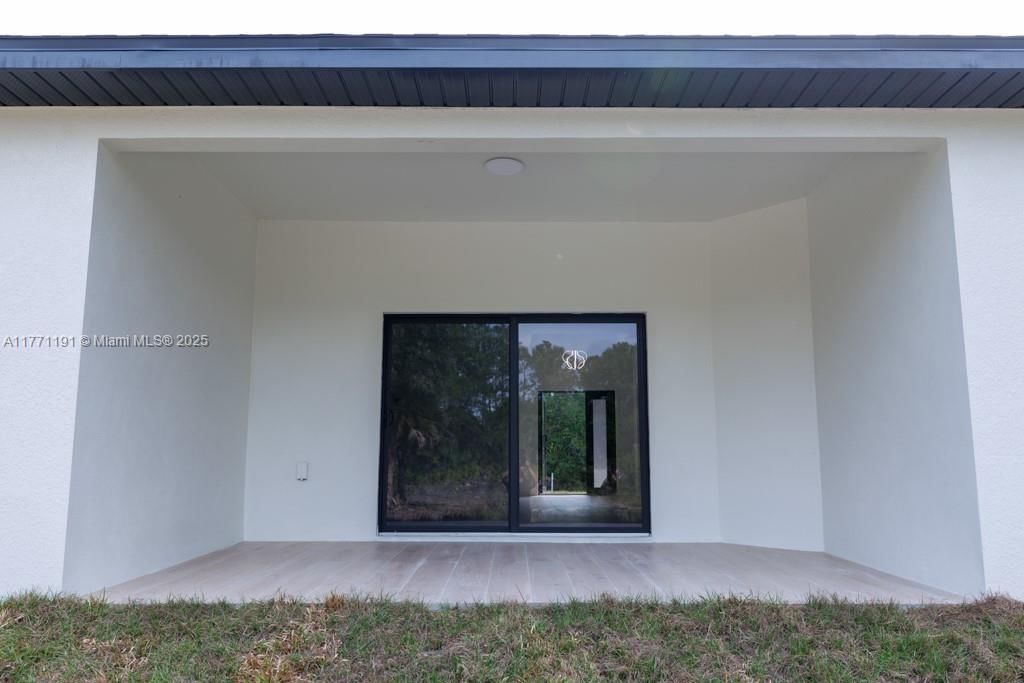 Real estate property located at 417 Cleveland Ave, Lee, Lehigh Acres, Lehigh Acres, FL