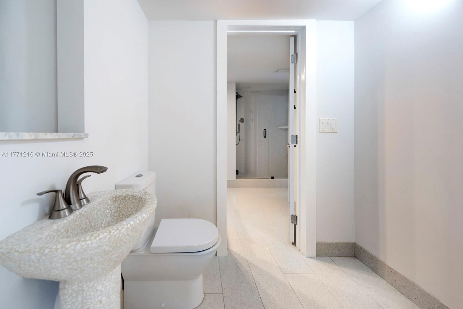 Real estate property located at 333 Sunset Dr #804, Broward, Four Seasons Condo, Fort Lauderdale, FL