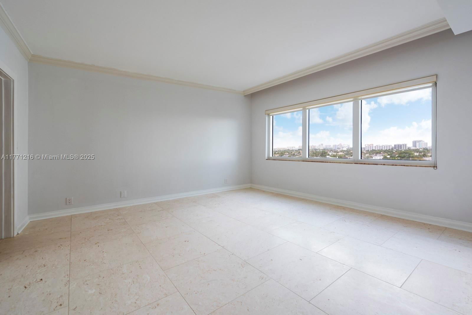 Real estate property located at 333 Sunset Dr #804, Broward, Four Seasons Condo, Fort Lauderdale, FL