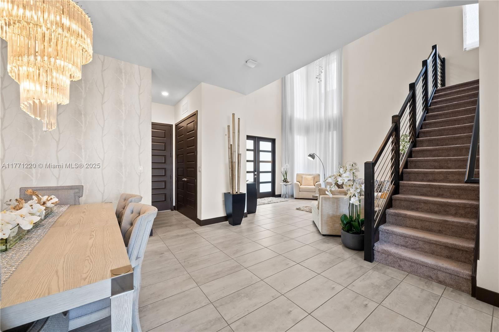 Real estate property located at 15742 88th Ave, Miami-dade, Dunnwoody Lake, Miami Lakes, FL