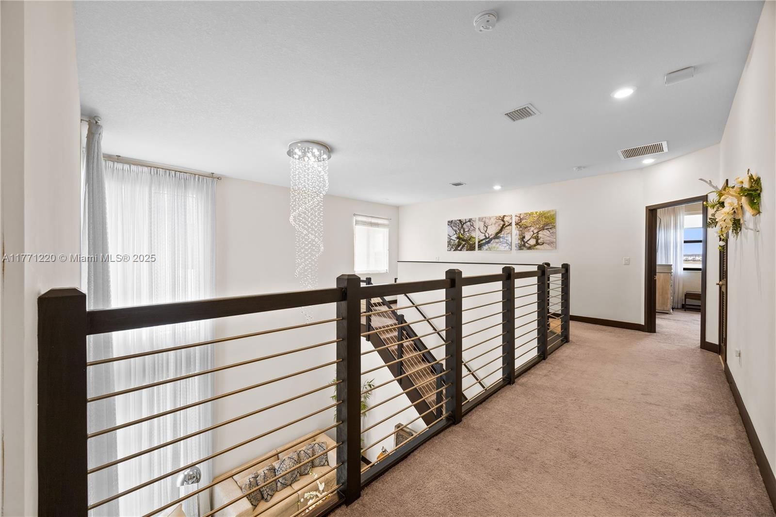 Real estate property located at 15742 88th Ave, Miami-dade, Dunnwoody Lake, Miami Lakes, FL