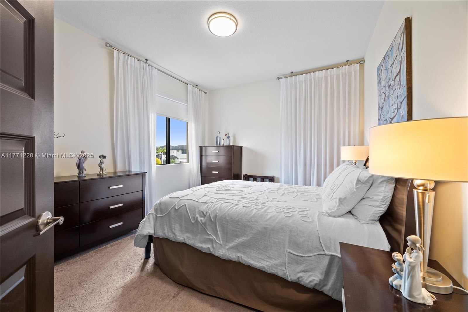 Real estate property located at 15742 88th Ave, Miami-dade, Dunnwoody Lake, Miami Lakes, FL