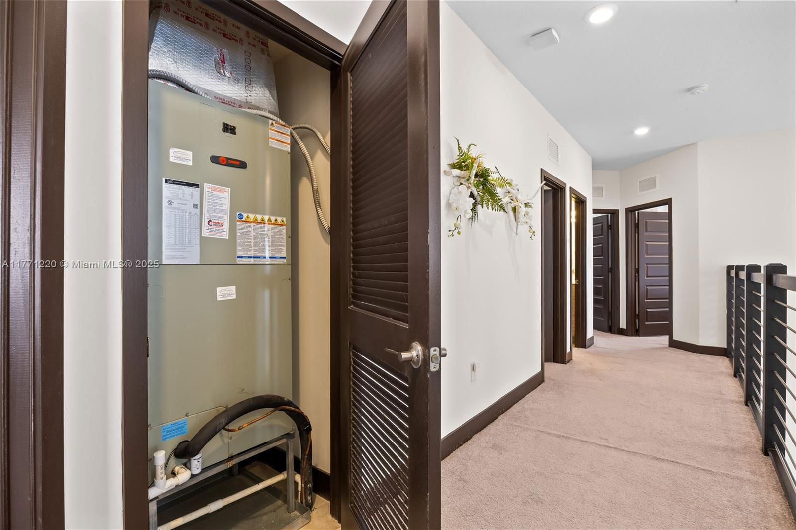 Real estate property located at 15742 88th Ave, Miami-dade, Dunnwoody Lake, Miami Lakes, FL