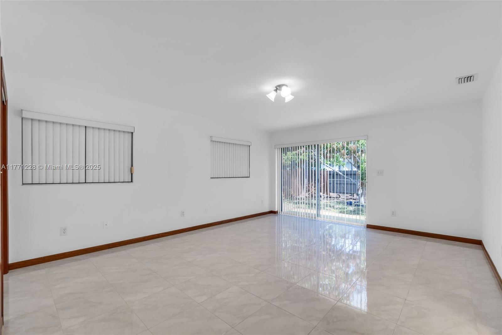 Real estate property located at 9085 157th St, Miami-dade, Coral Reef Homesites, Palmetto Bay, FL