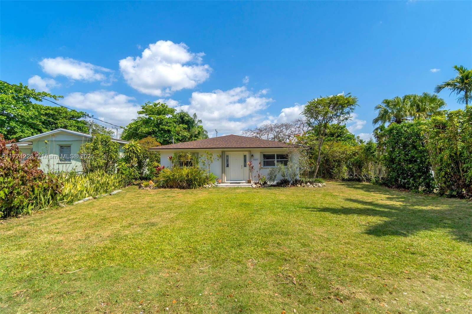 Real estate property located at 9085 157th St, Miami-dade, Coral Reef Homesites, Palmetto Bay, FL