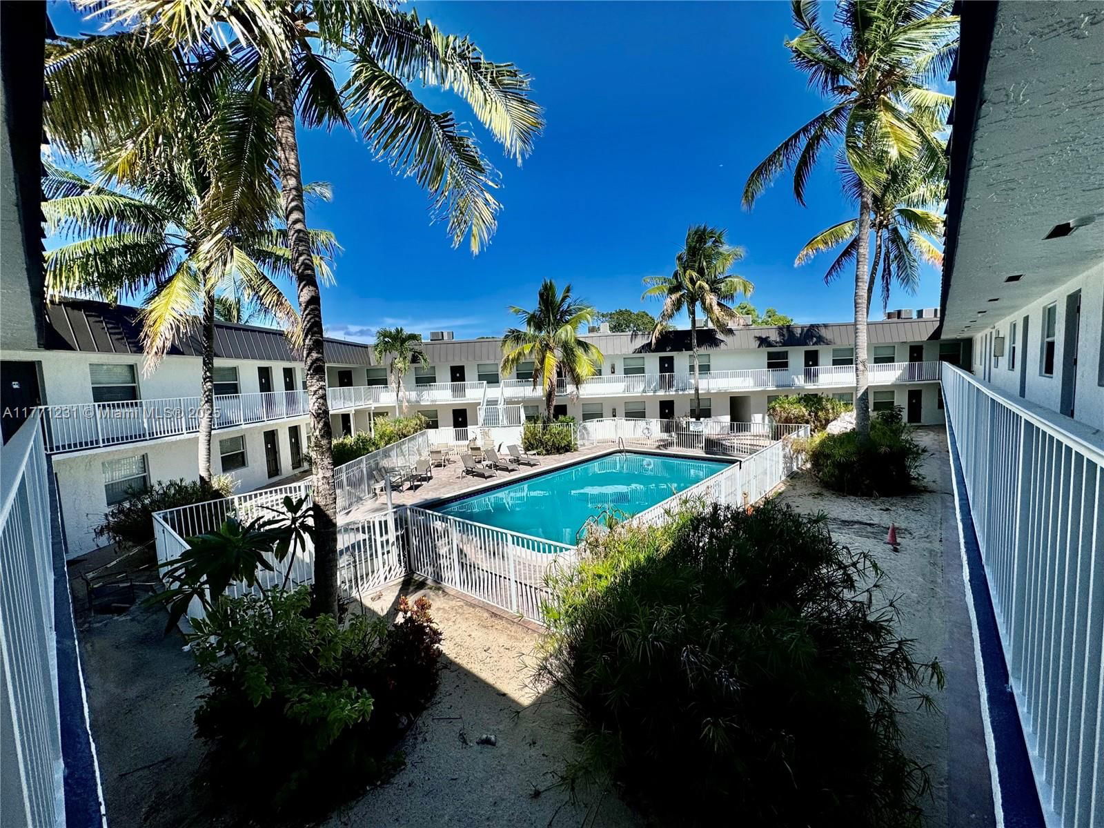 Real estate property located at 1470 Dixie Hwy #24, Broward, Wisteria Court Condo, Fort Lauderdale, FL