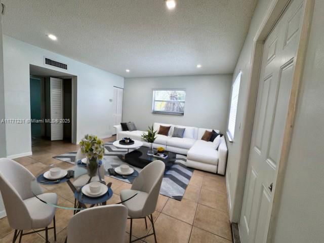 Real estate property located at 1470 Dixie Hwy #24, Broward, Wisteria Court Condo, Fort Lauderdale, FL