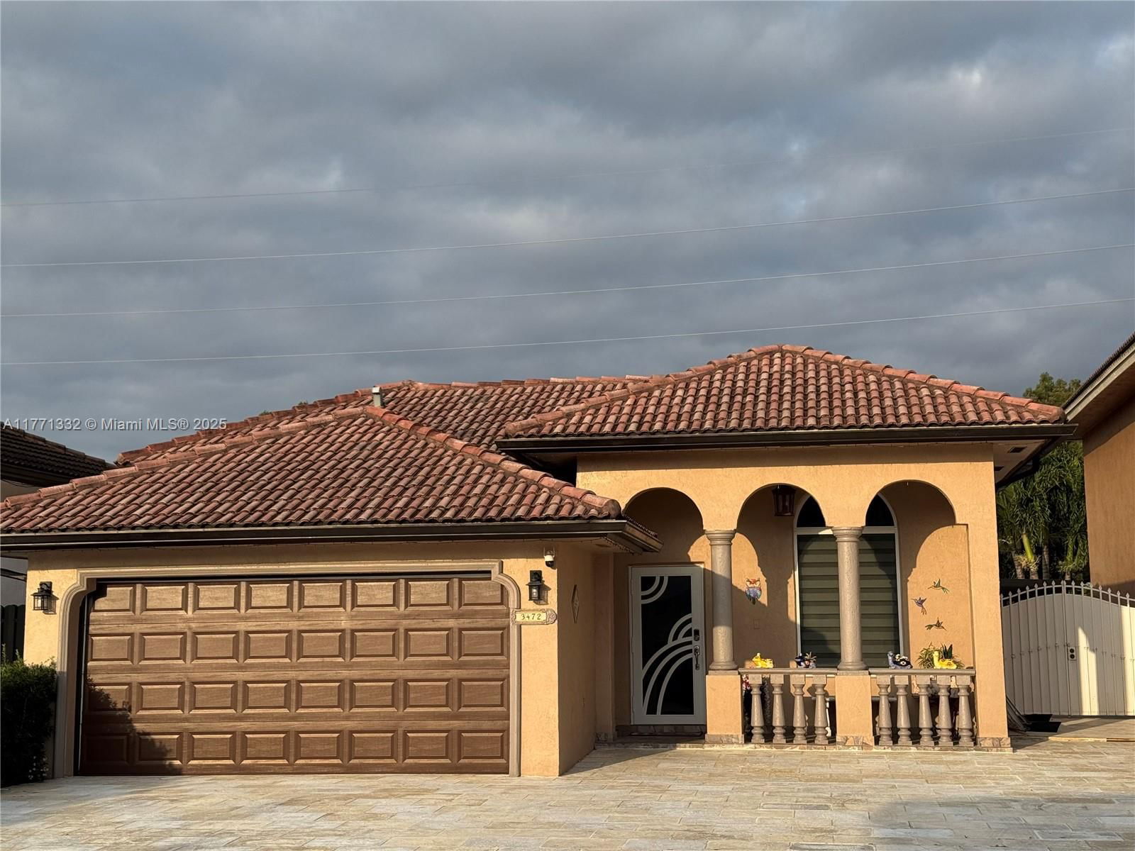 Real estate property located at 3472 156th Ct, Miami-dade, Caribe Lakes Ph Iii, Miami, FL