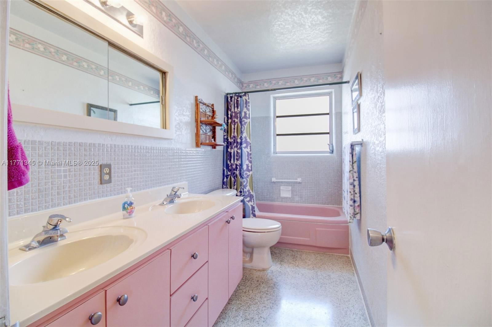 Real estate property located at 8930 19th St, Miami-dade, Coral Park Estates Sec 1, Miami, FL