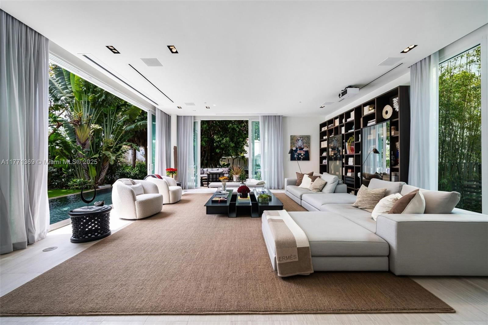 Real estate property located at 4700 Meridian Ave, Miami-dade, 4701 North Meridian Condo, Miami Beach, FL