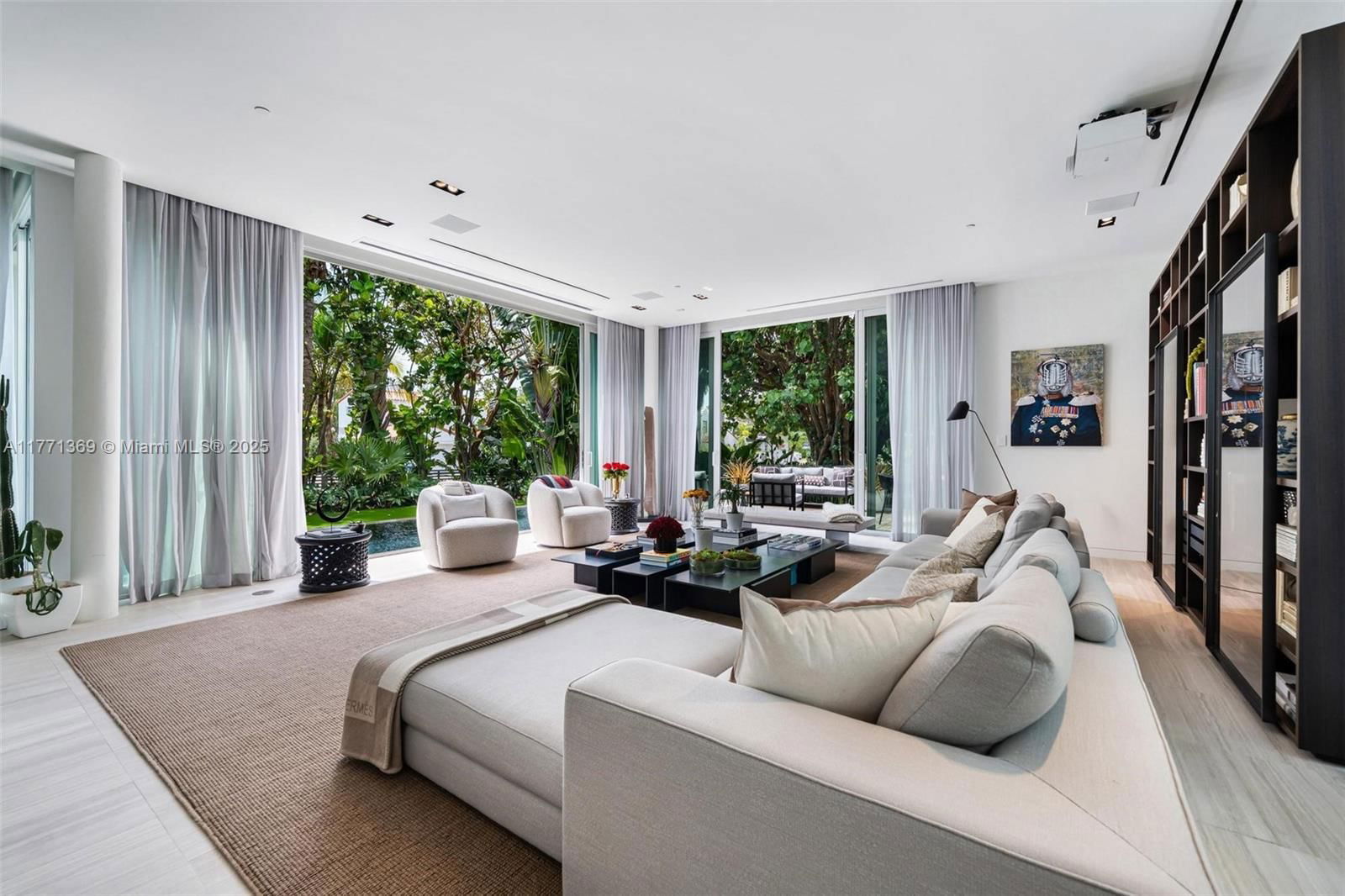 Real estate property located at 4700 Meridian Ave, Miami-dade, 4701 North Meridian Condo, Miami Beach, FL
