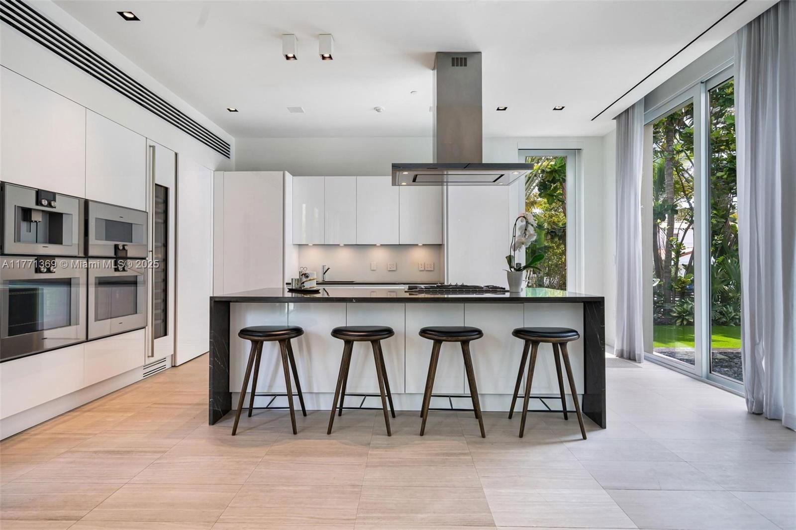 Real estate property located at 4700 Meridian Ave, Miami-dade, 4701 North Meridian Condo, Miami Beach, FL
