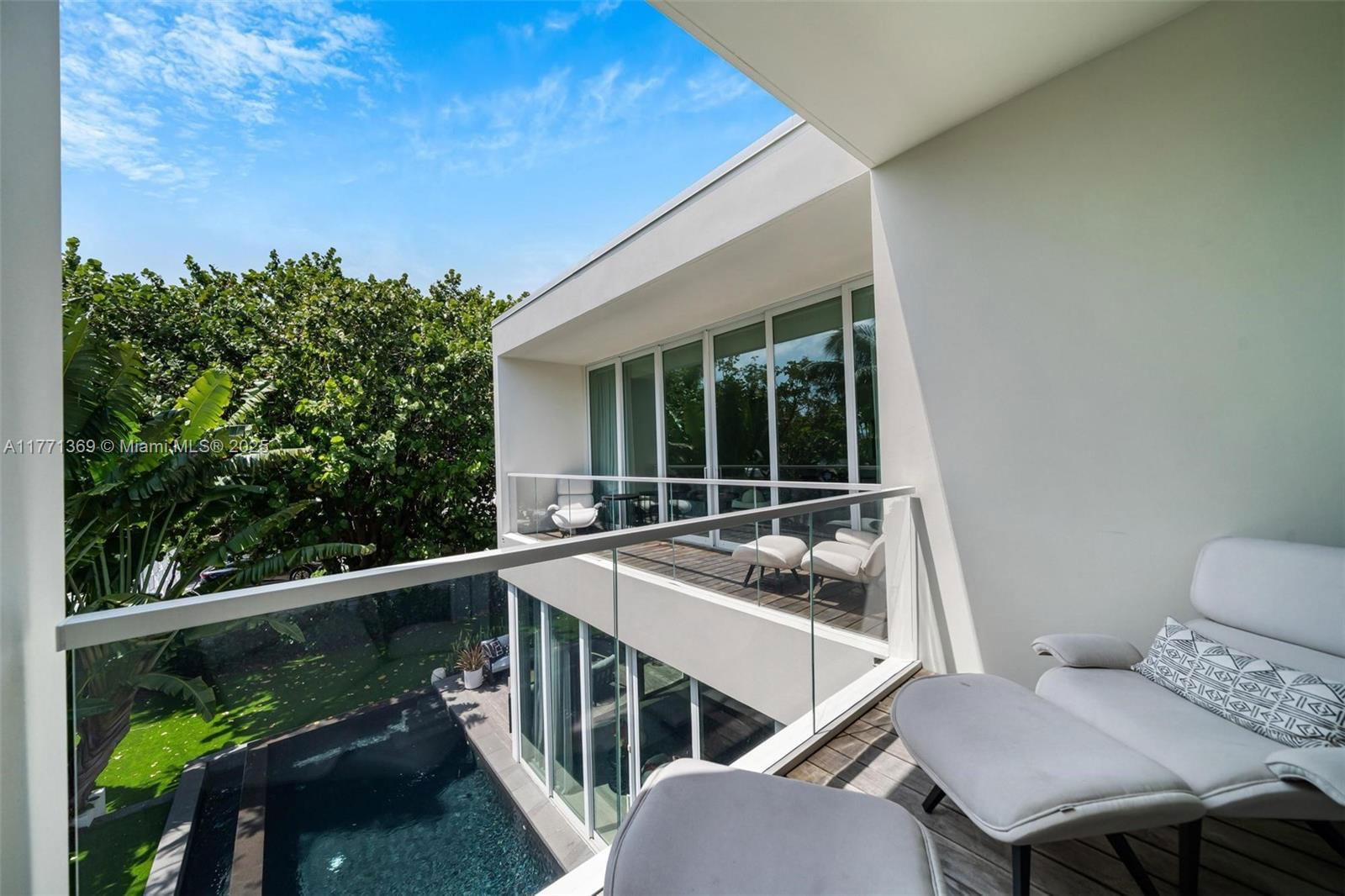 Real estate property located at 4700 Meridian Ave, Miami-dade, 4701 North Meridian Condo, Miami Beach, FL