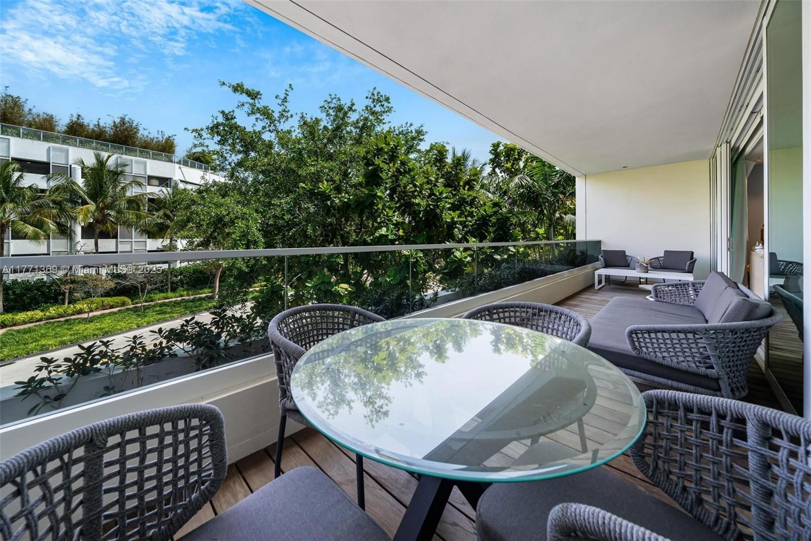 Real estate property located at 4700 Meridian Ave, Miami-dade, 4701 North Meridian Condo, Miami Beach, FL