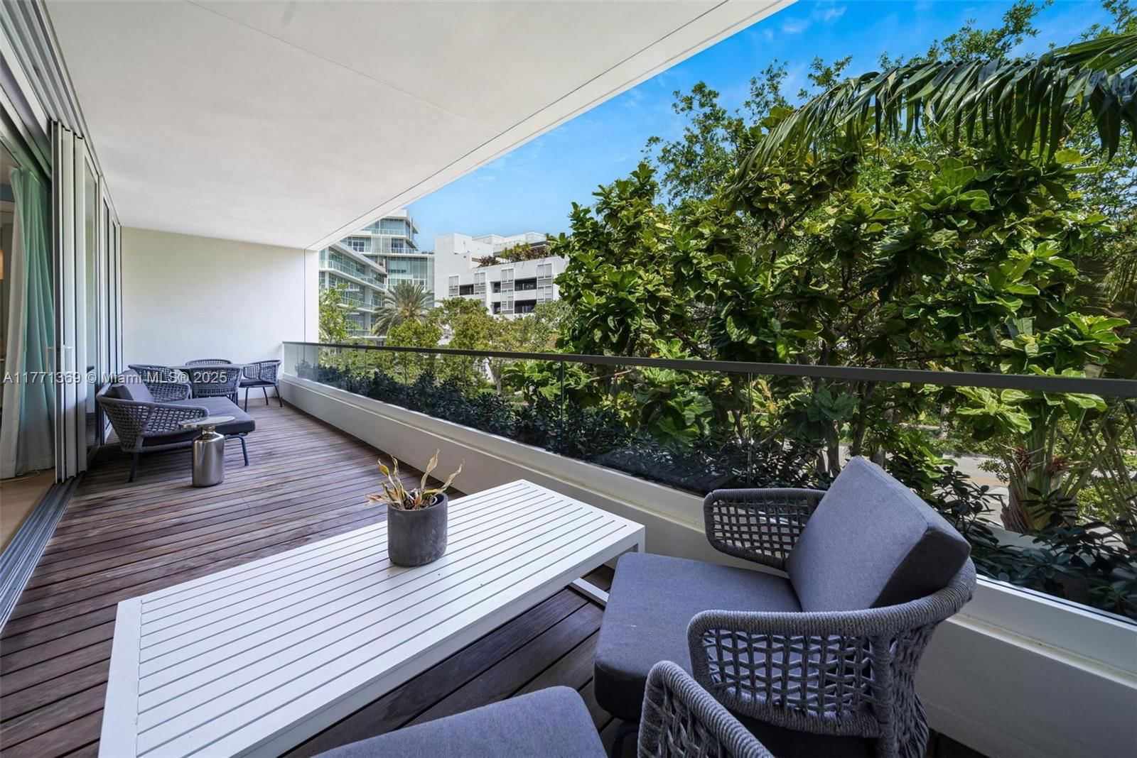 Real estate property located at 4700 Meridian Ave, Miami-dade, 4701 North Meridian Condo, Miami Beach, FL