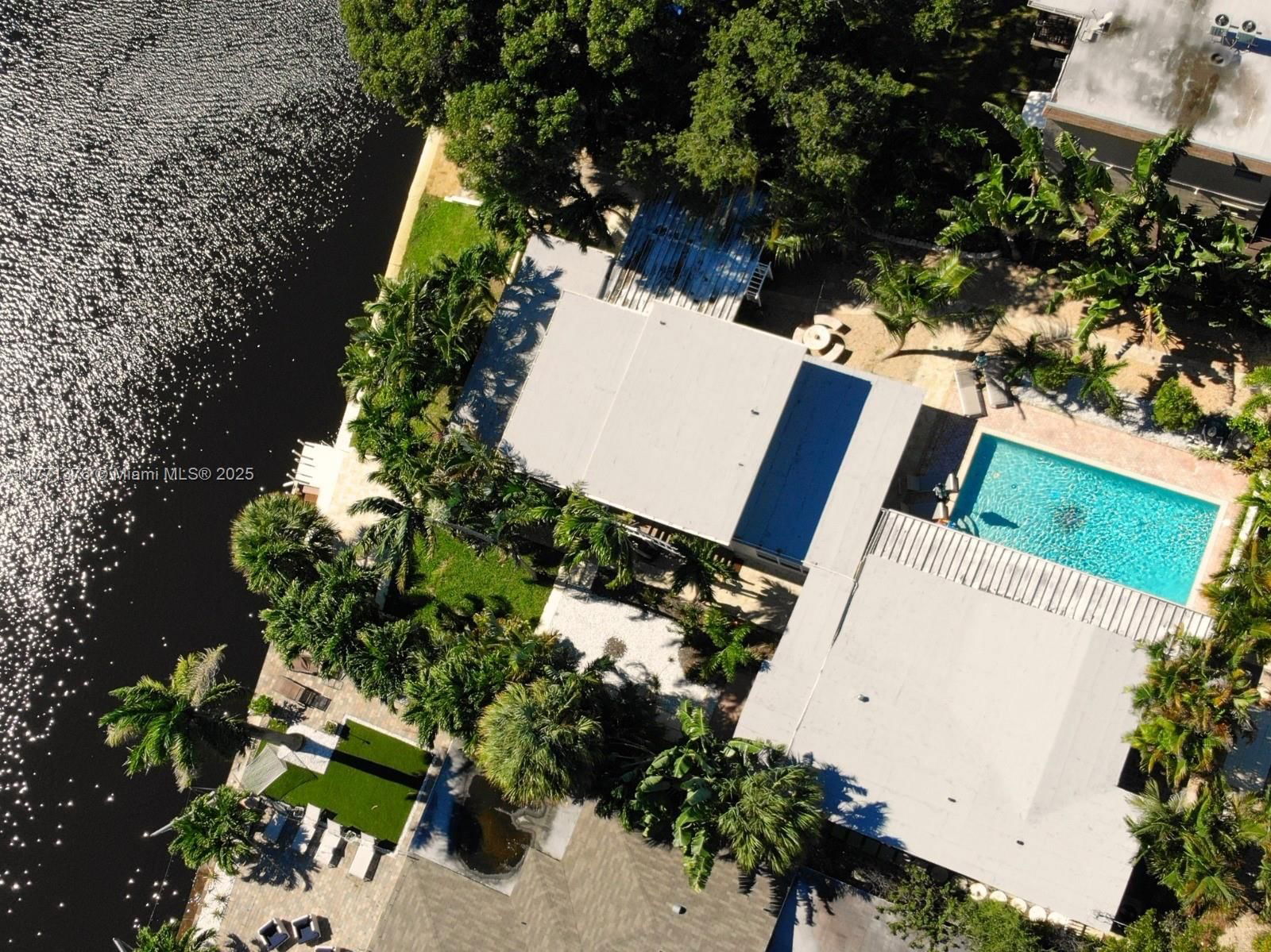 Real estate property located at 1310 30th St #1-5, Broward, Oakland Park, FL