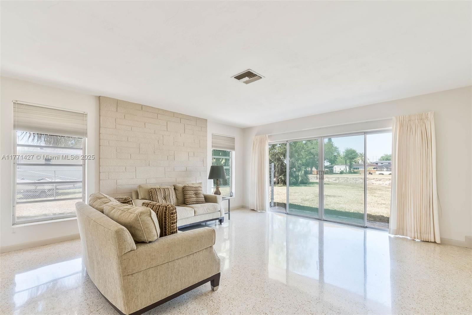 Real estate property located at 9941 101st St, Miami-dade, Kendale South Sec 1, Miami, FL