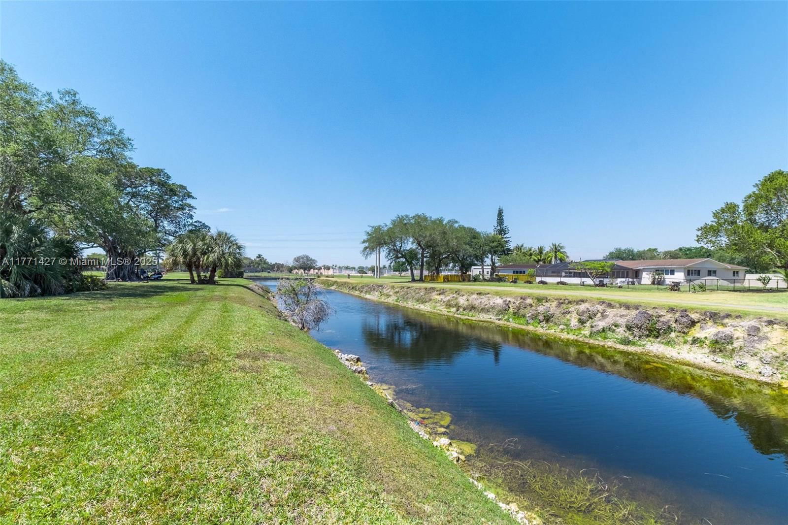 Real estate property located at 9941 101st St, Miami-dade, Kendale South Sec 1, Miami, FL
