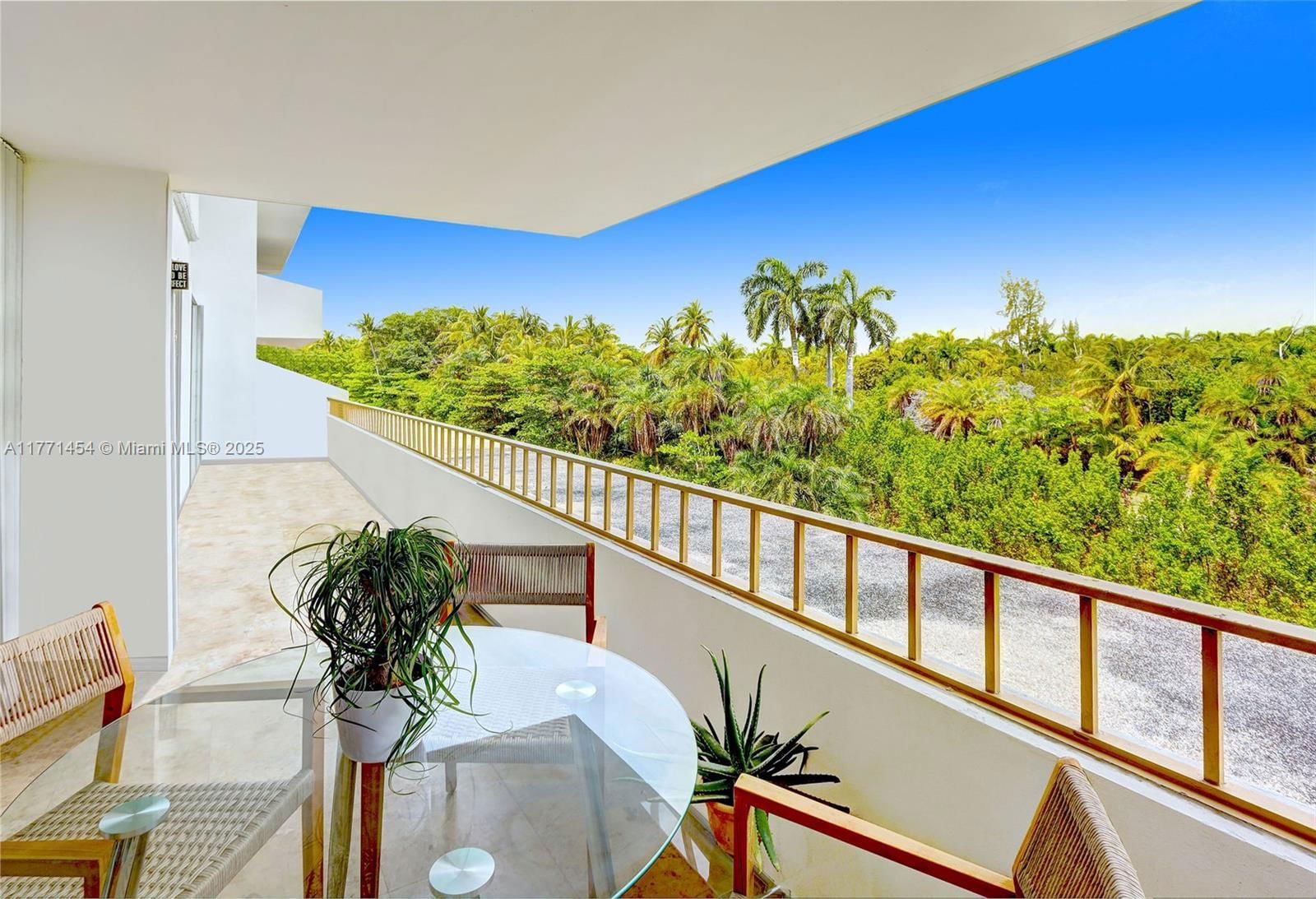 Real estate property located at 155 Ocean Lane Dr #310, Miami-dade, Commodore Club West Condo, Key Biscayne, FL