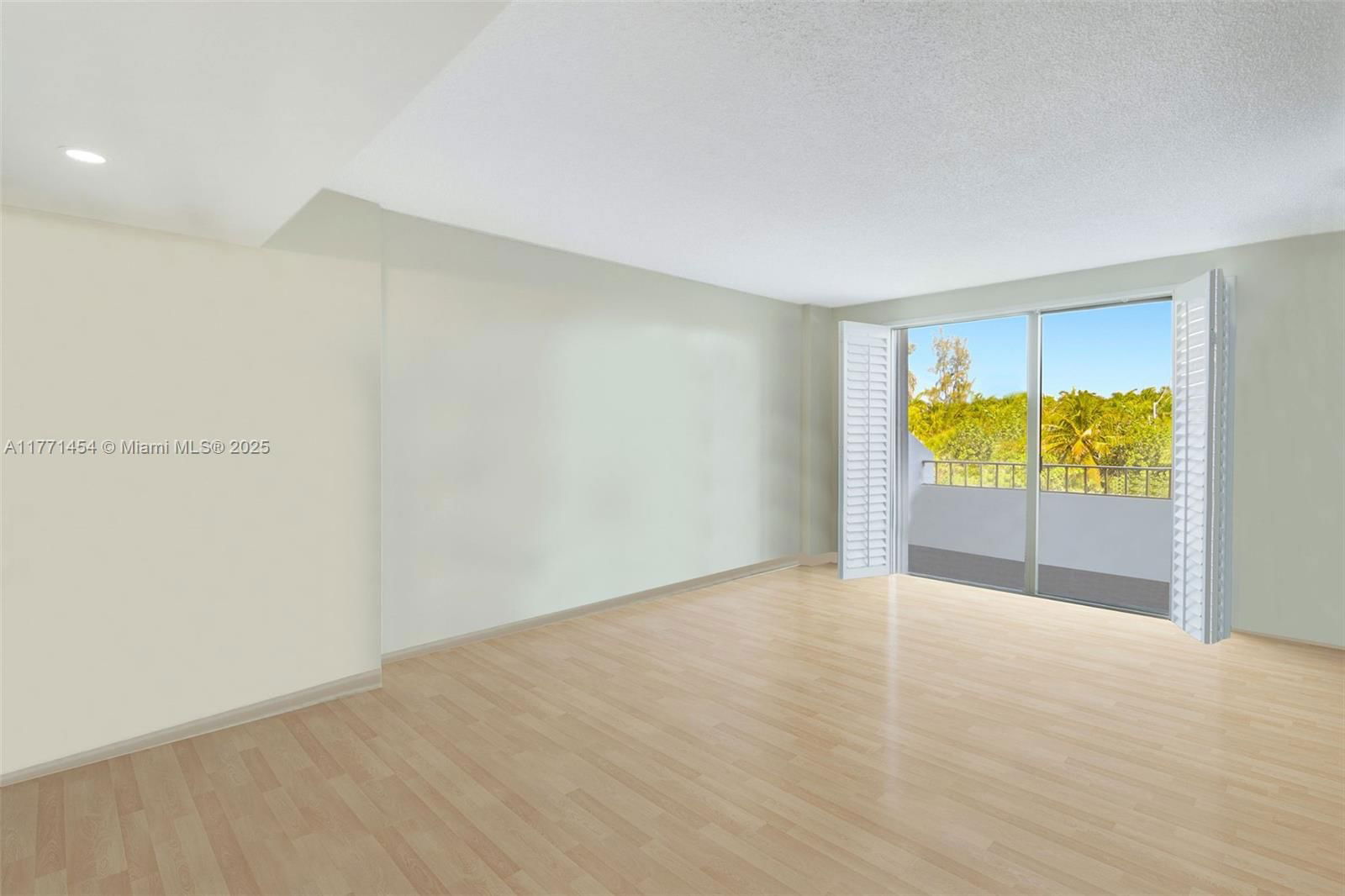 Real estate property located at 155 Ocean Lane Dr #310, Miami-dade, Commodore Club West Condo, Key Biscayne, FL
