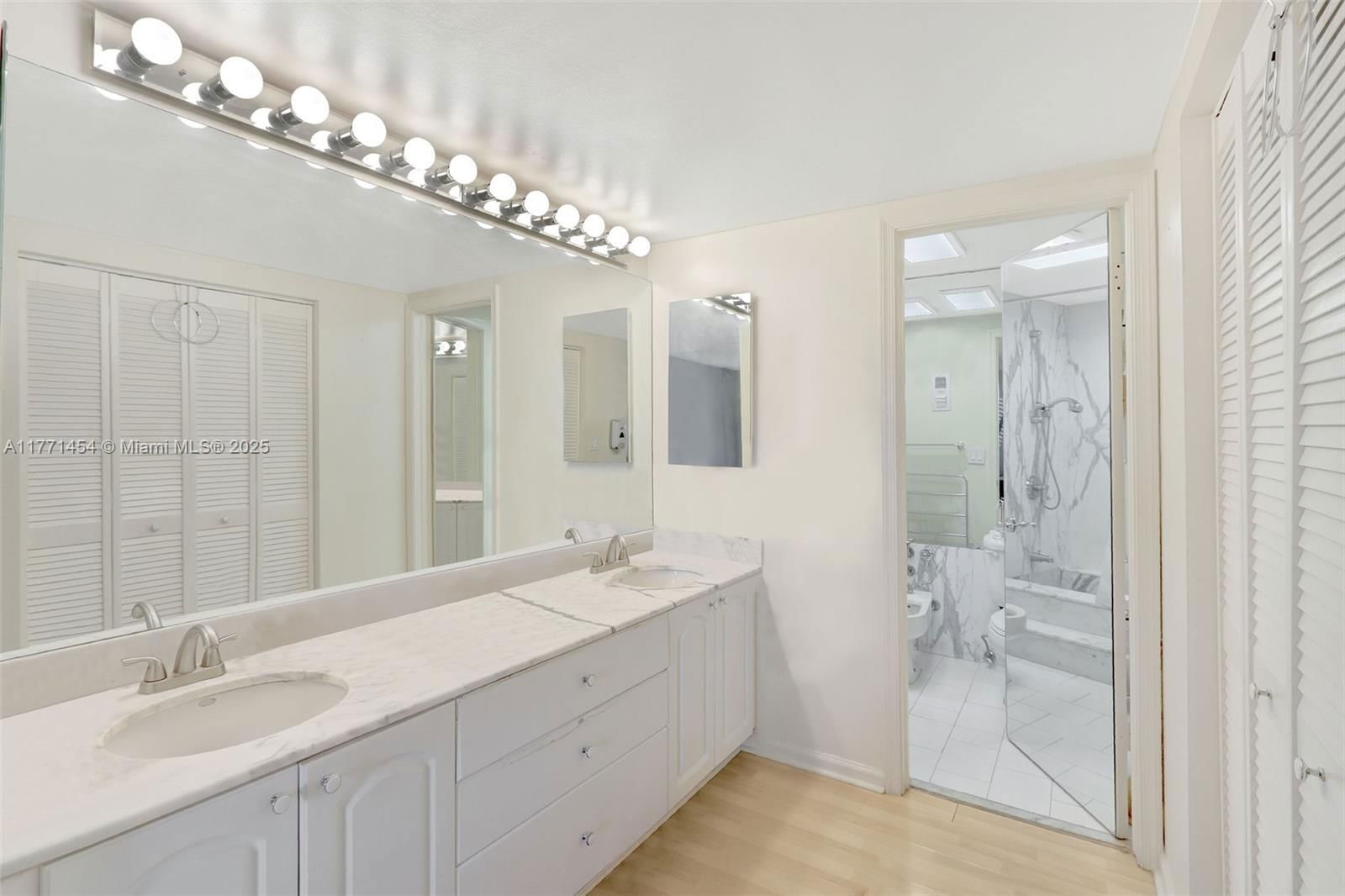 Real estate property located at 155 Ocean Lane Dr #310, Miami-dade, Commodore Club West Condo, Key Biscayne, FL
