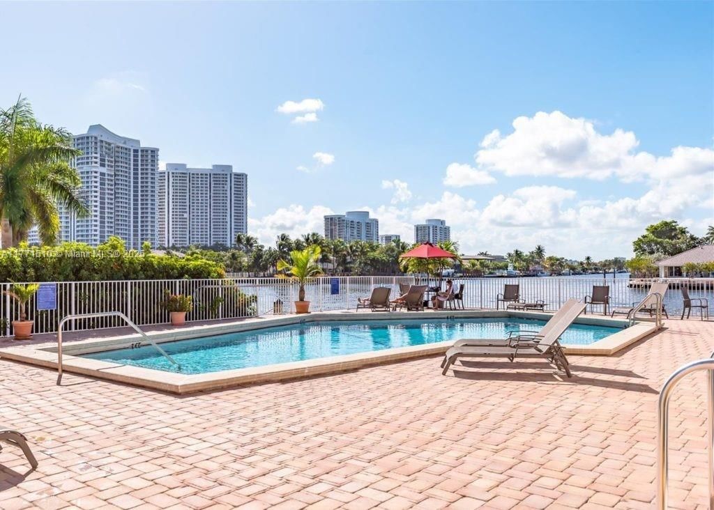 Real estate property located at 3161 Ocean Dr #708, Broward, Clifton Condo, Hallandale Beach, FL