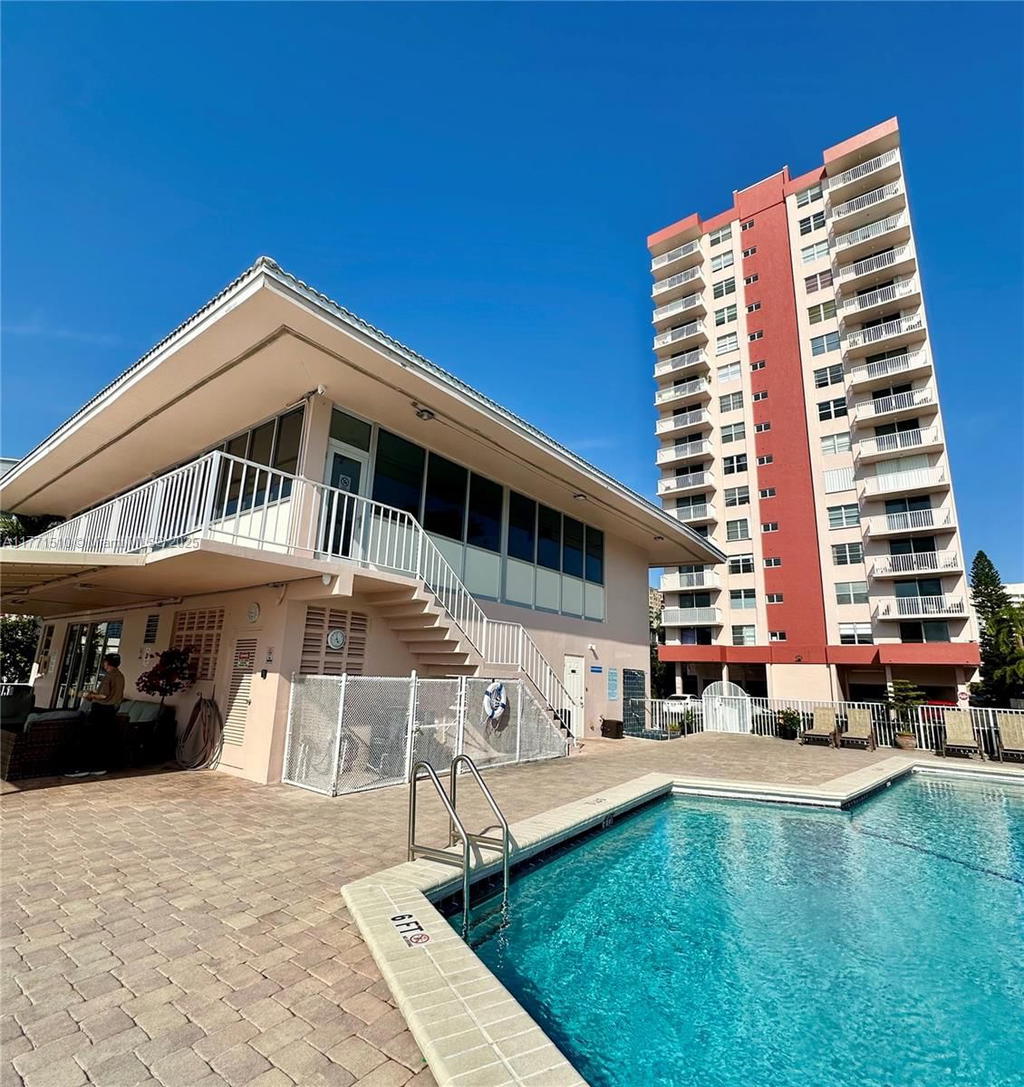 Real estate property located at 3161 Ocean Dr #708, Broward, Clifton Condo, Hallandale Beach, FL