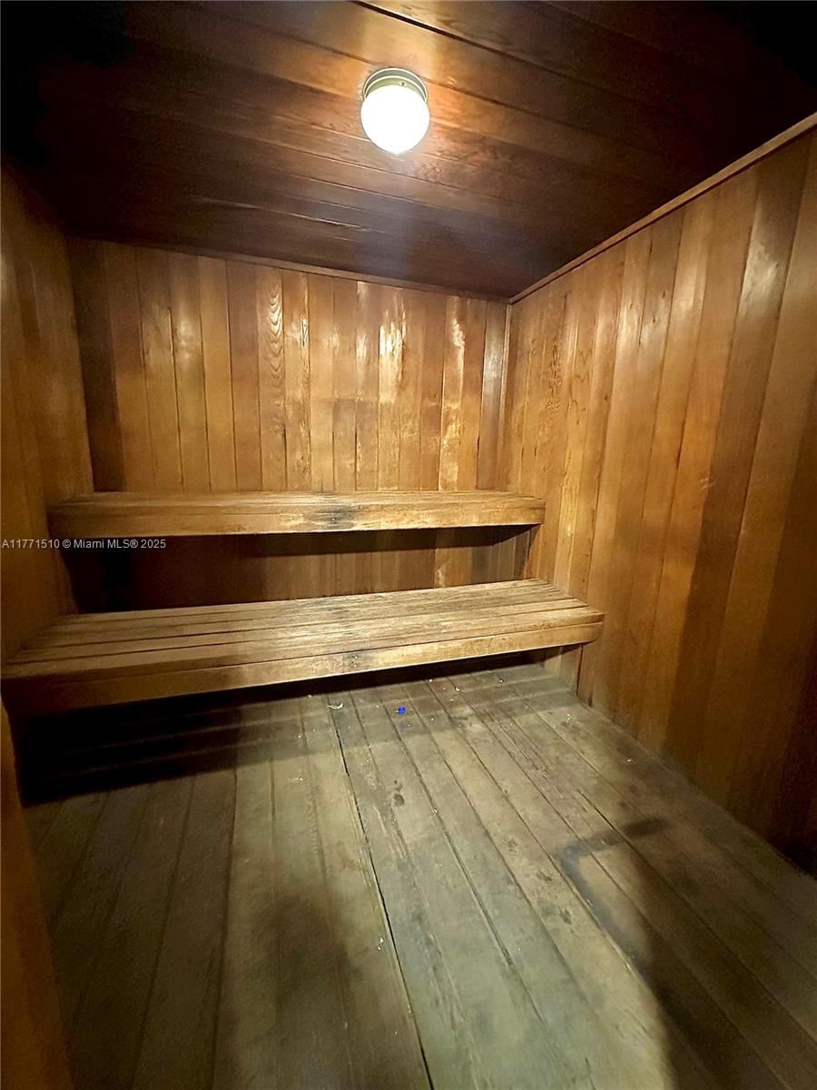 Real estate property located at 3161 Ocean Dr #708, Broward, Clifton Condo, Hallandale Beach, FL