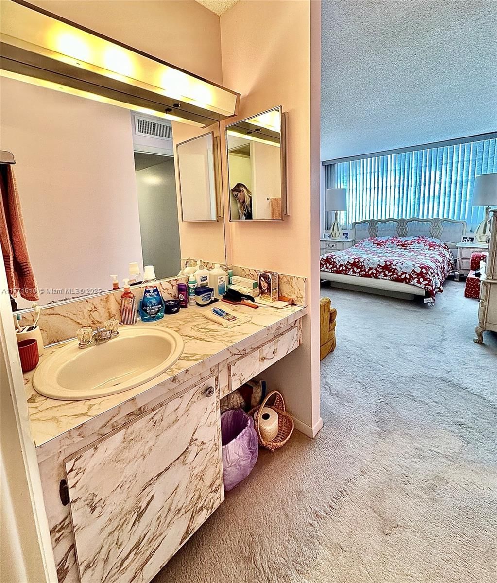 Real estate property located at 3161 Ocean Dr #708, Broward, Clifton Condo, Hallandale Beach, FL