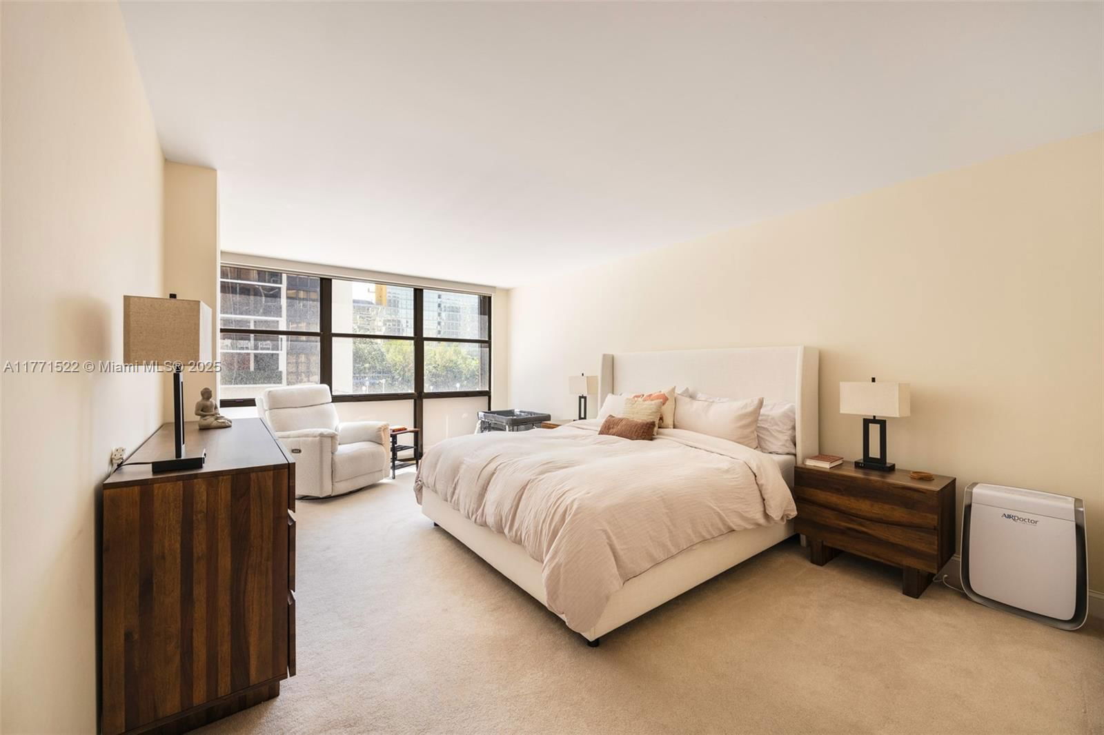 Real estate property located at 1915 Brickell Ave C408, Miami-dade, Brickell Place Phase Ii C, Miami, FL
