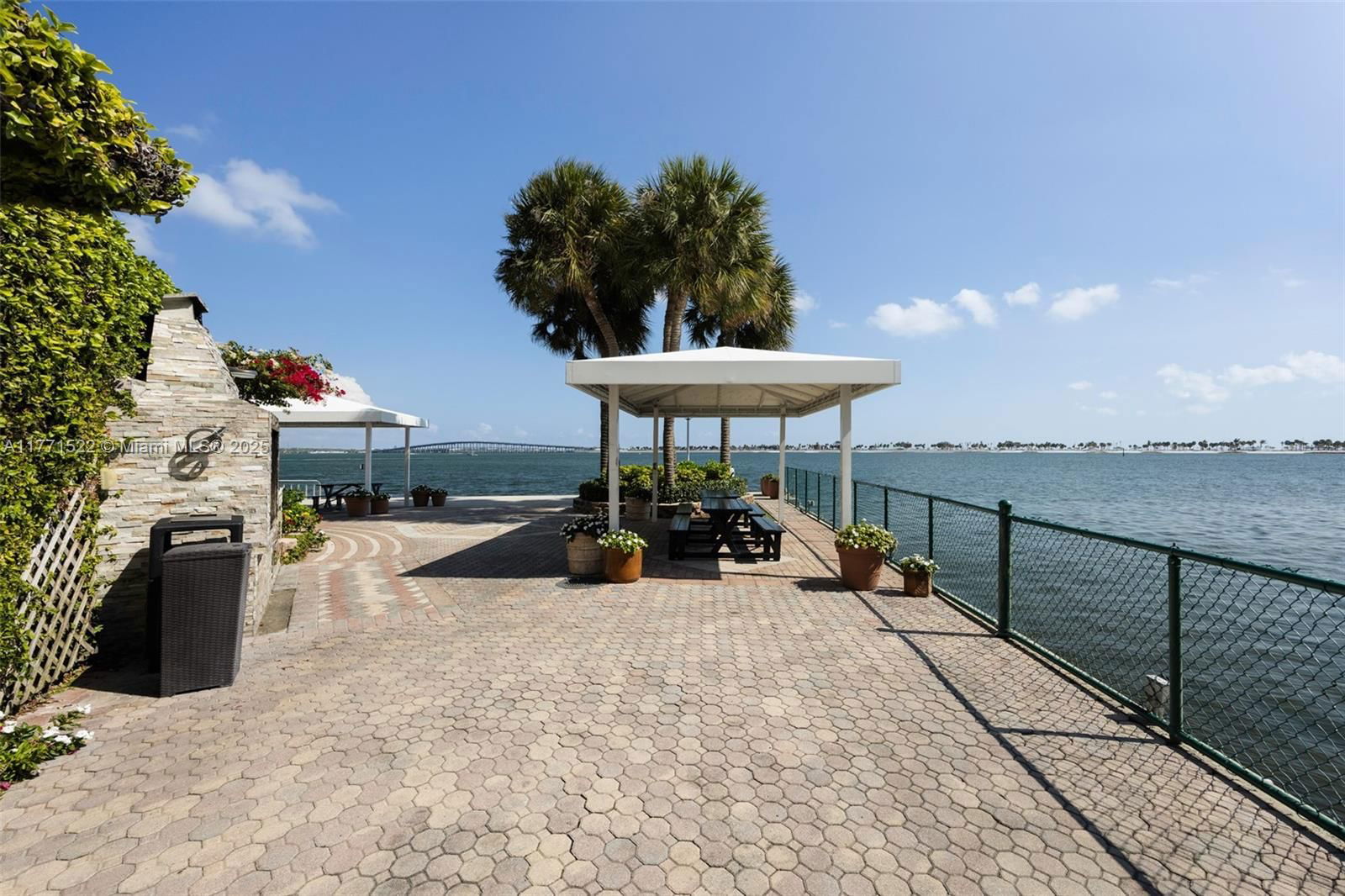 Real estate property located at 1915 Brickell Ave C408, Miami-dade, Brickell Place Phase Ii C, Miami, FL