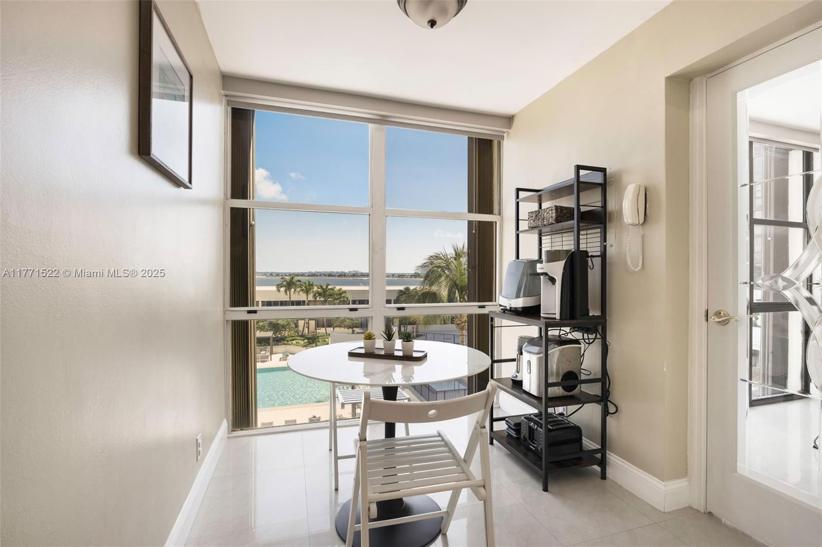 Real estate property located at 1915 Brickell Ave C408, Miami-dade, Brickell Place Phase Ii C, Miami, FL