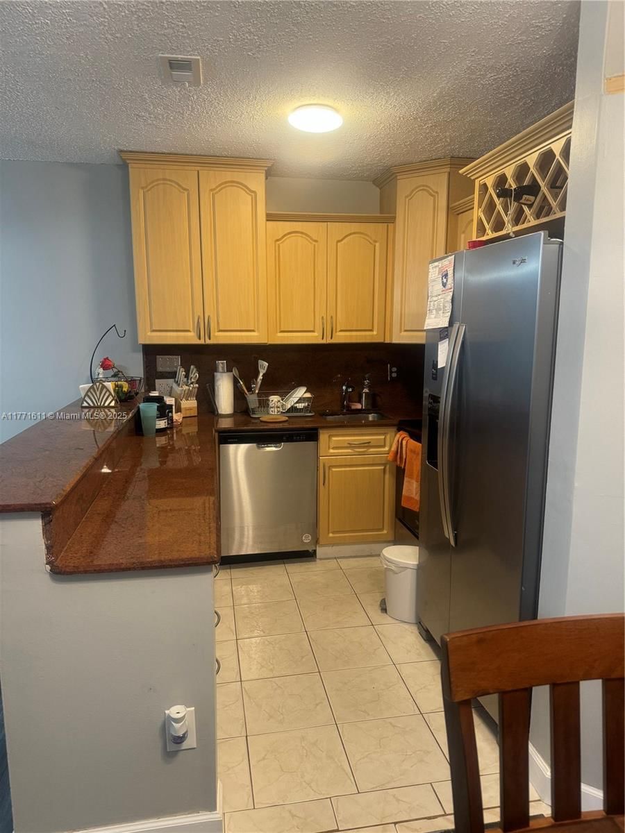 Real estate property located at 6545 27th Ct #24-47, Miami-dade, Lago Grande Three-a Condo, Hialeah, FL