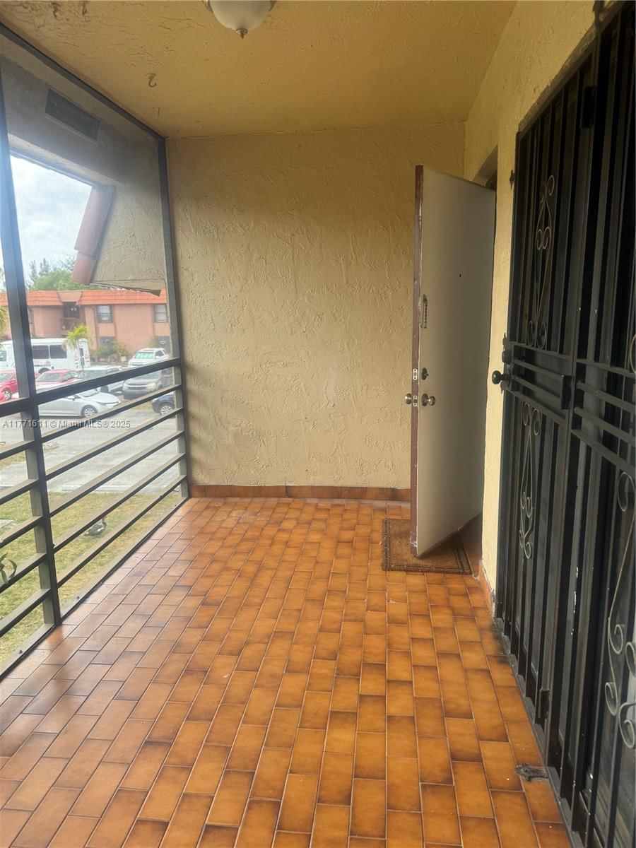 Real estate property located at 6545 27th Ct #24-47, Miami-dade, Lago Grande Three-a Condo, Hialeah, FL