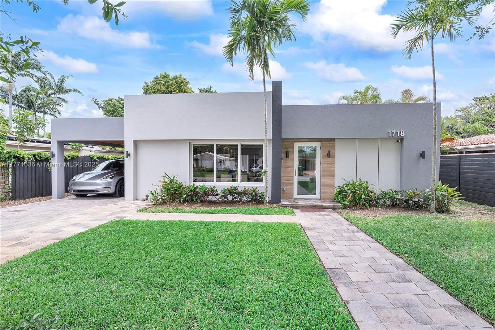 Real estate property located at 1718 Victoria Park Rd, Broward, Poinsettia Heights, Fort Lauderdale, FL