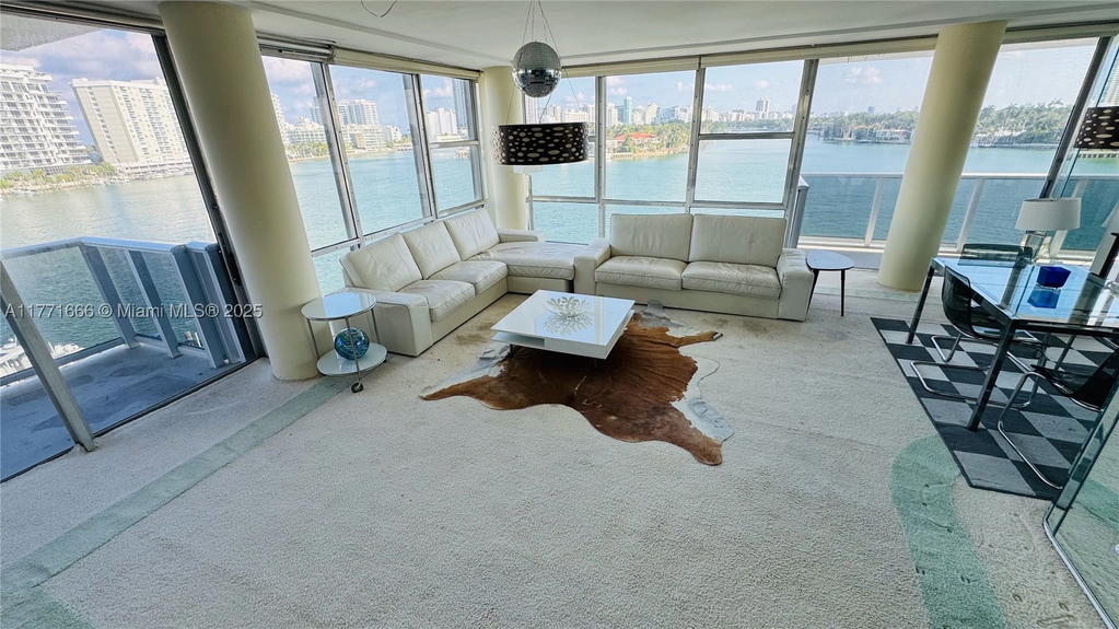 Real estate property located at 900 Bay Dr #526, Miami-dade, King Cole Condo, Miami Beach, FL