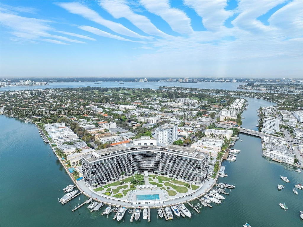 Real estate property located at 900 Bay Dr #526, Miami-dade, King Cole Condo, Miami Beach, FL