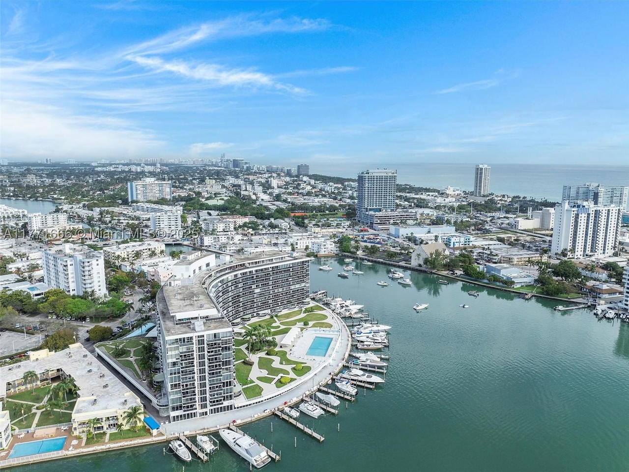 Real estate property located at 900 Bay Dr #526, Miami-dade, King Cole Condo, Miami Beach, FL