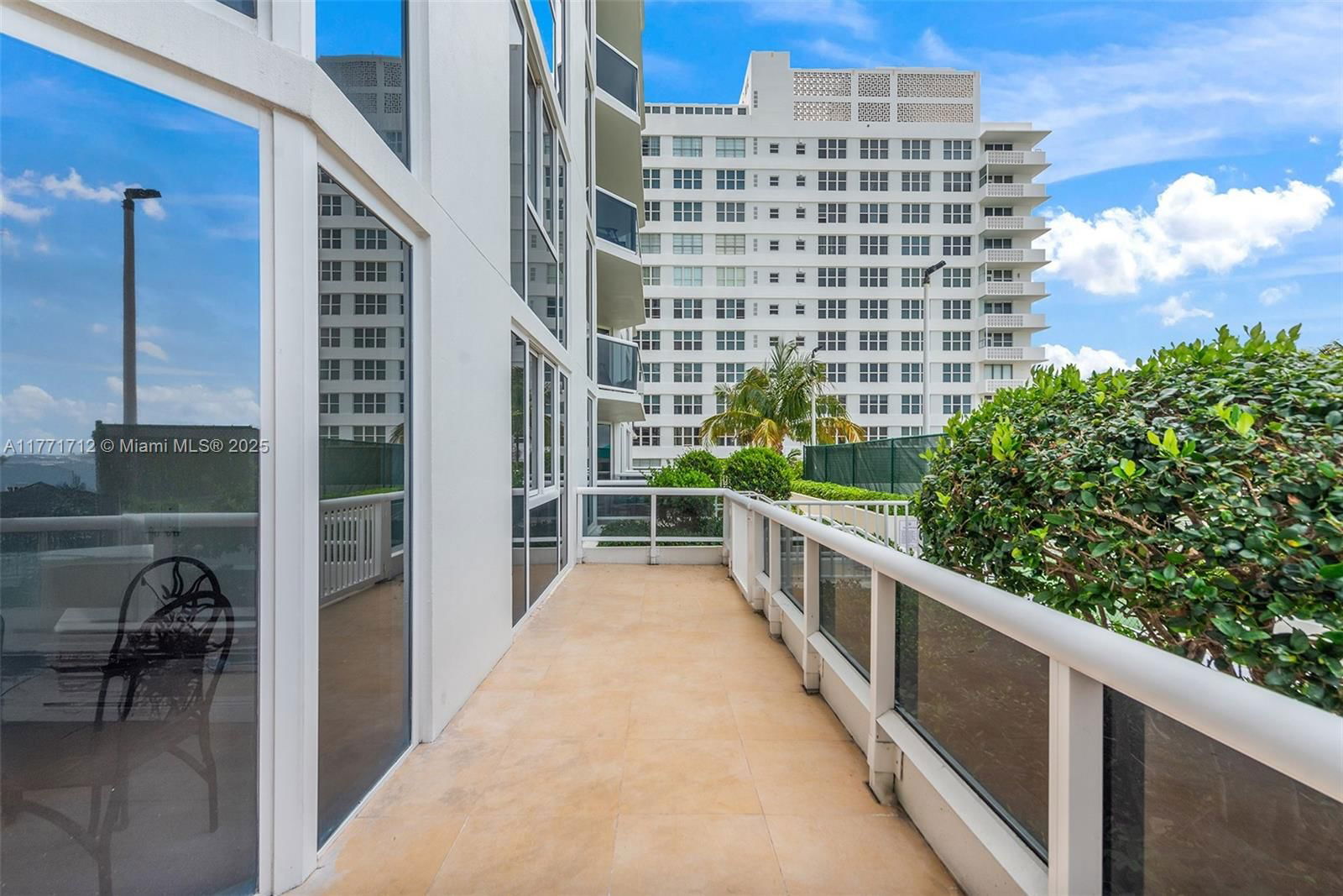 Real estate property located at 4775 Collins Ave #507, Miami-dade, Green Diamond Condo, Miami Beach, FL