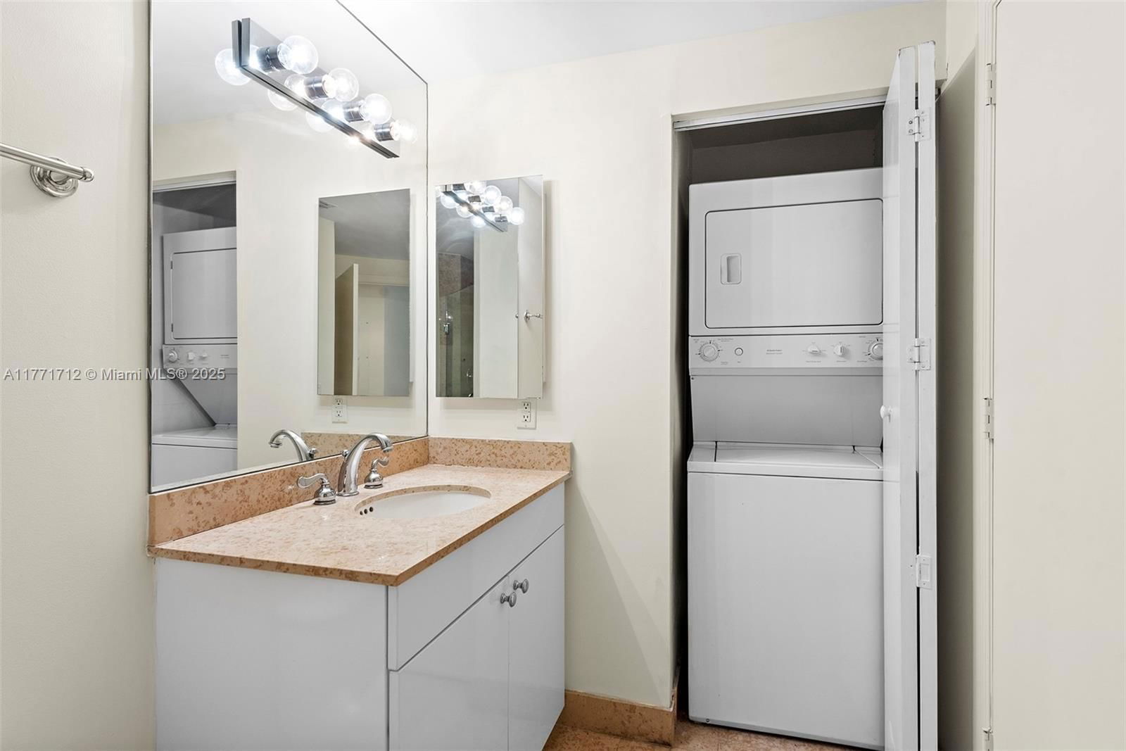 Real estate property located at 4775 Collins Ave #507, Miami-dade, Green Diamond Condo, Miami Beach, FL