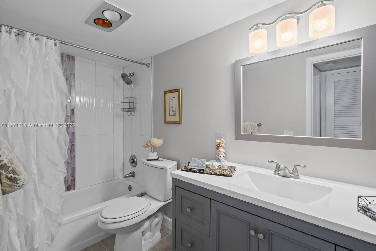 Real estate property located at 4800 Bayview Dr #402, Broward, Coral Towers Condo, Fort Lauderdale, FL
