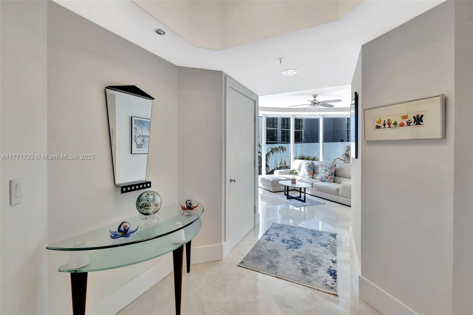 Real estate property located at 333 Las Olas Way #1007, Broward, Las Olas River House Cond, Fort Lauderdale, FL