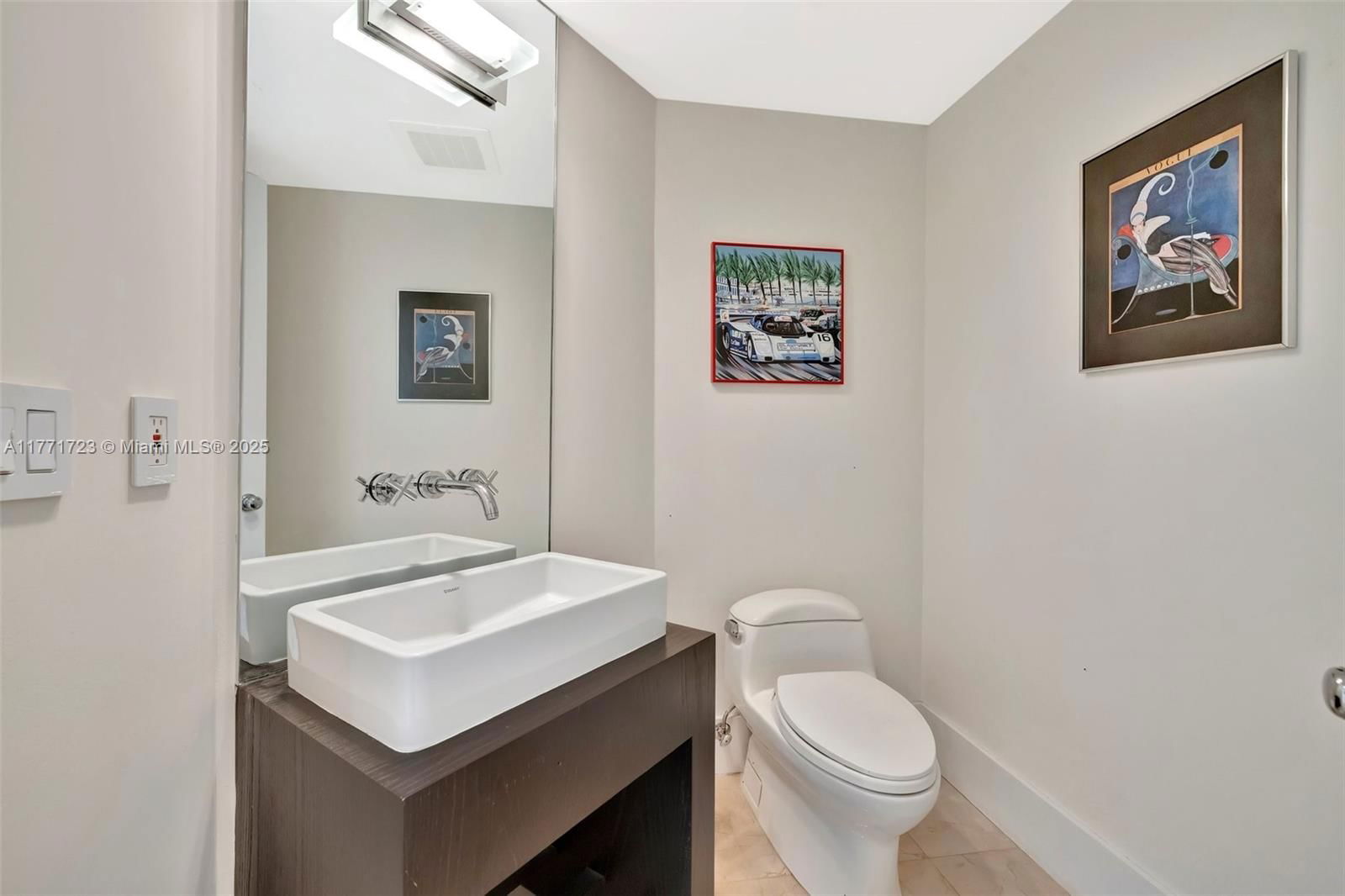 Real estate property located at 333 Las Olas Way #1007, Broward, Las Olas River House Cond, Fort Lauderdale, FL
