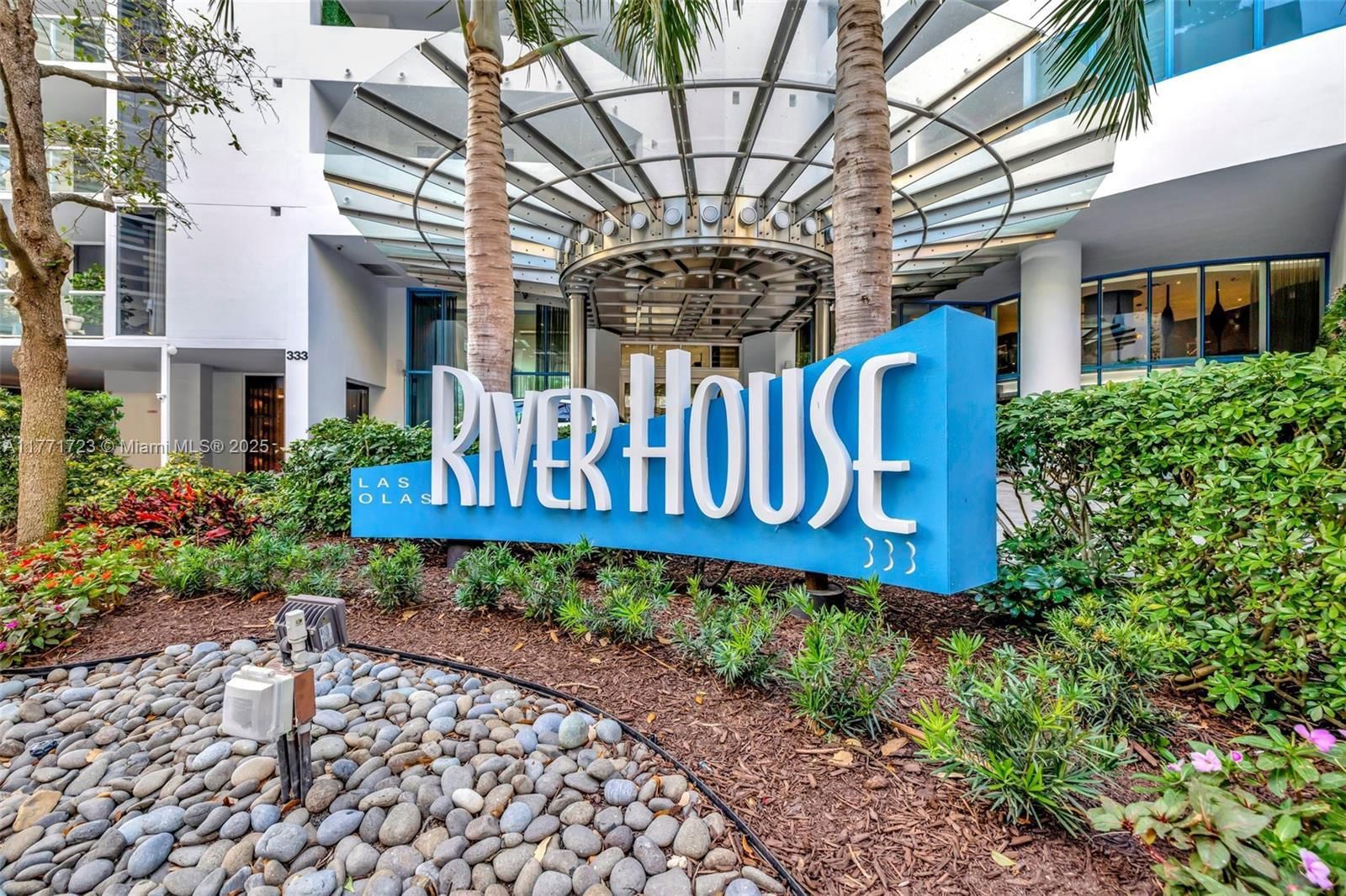 Real estate property located at 333 Las Olas Way #1007, Broward, Las Olas River House Cond, Fort Lauderdale, FL