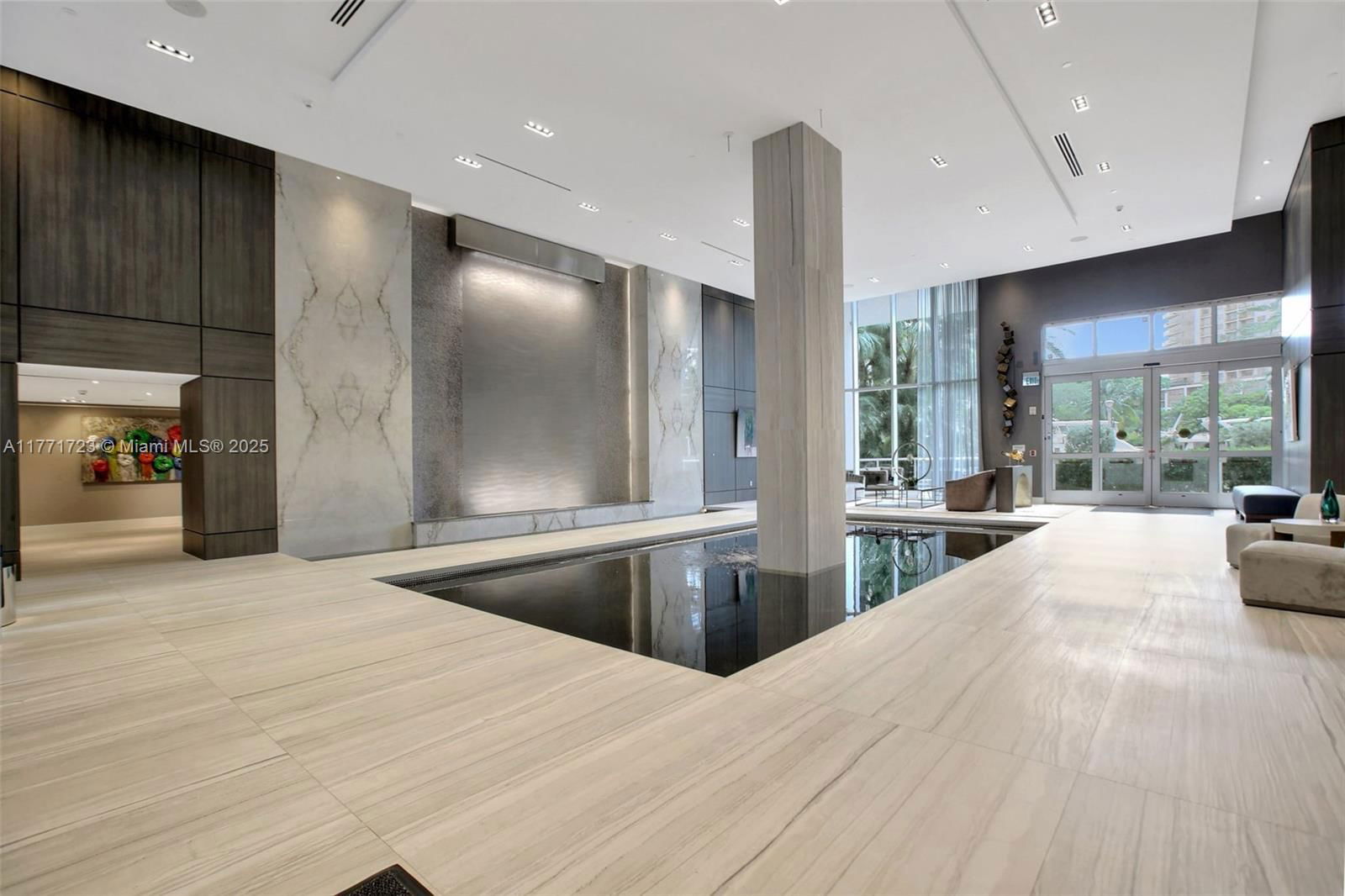 Real estate property located at 333 Las Olas Way #1007, Broward, Las Olas River House Cond, Fort Lauderdale, FL