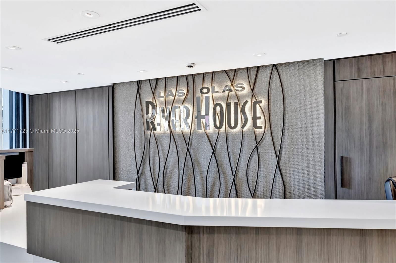 Real estate property located at 333 Las Olas Way #1007, Broward, Las Olas River House Cond, Fort Lauderdale, FL