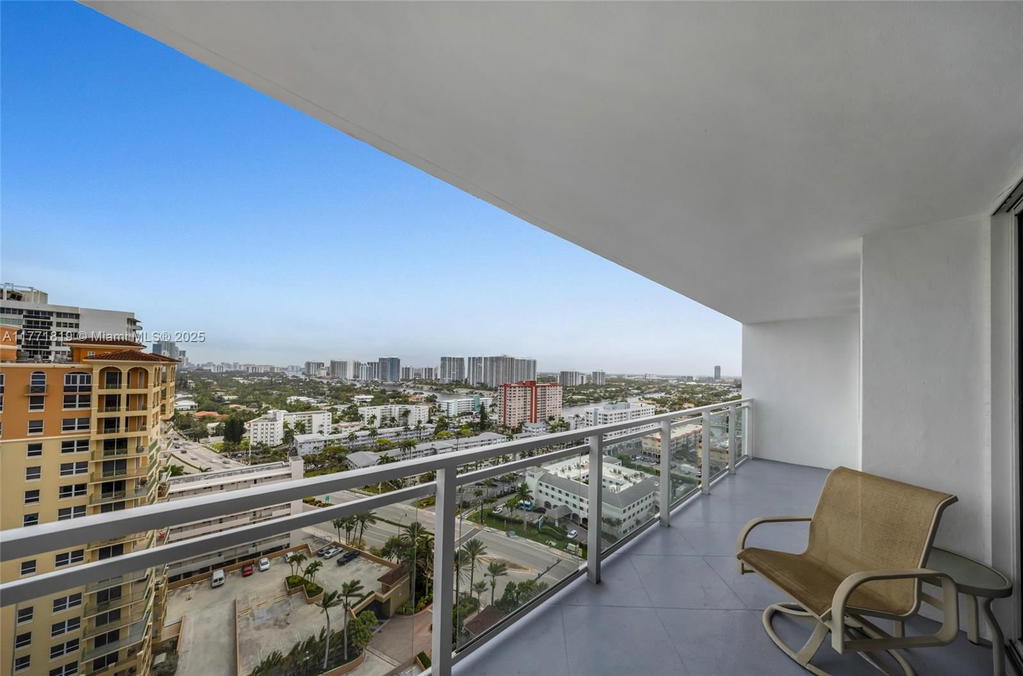 Real estate property located at 2030 Ocean Dr #2009, Broward, Parker Plaza Condo Estate, Hallandale Beach, FL